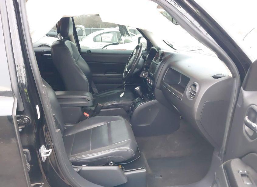 Photo 5 of 2014 Jeep Patriot HIGH ALTITUDE (VIN 1C4NJPFA5ED849861)