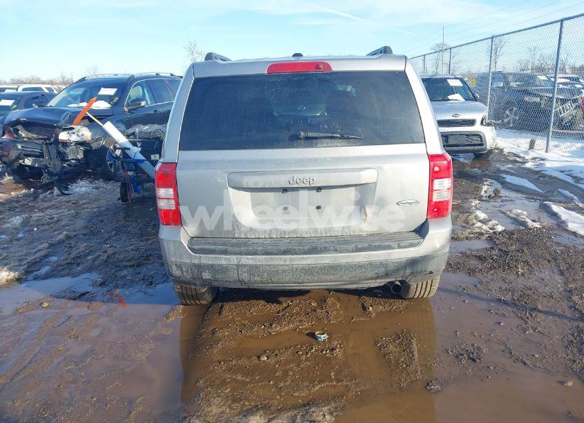 Photo 16 of 2015 Jeep Patriot HIGH ALTITUDE EDITION (VIN 1C4NJPFA5FD210218)