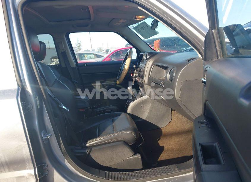 Photo 5 of 2015 Jeep Patriot HIGH ALTITUDE EDITION (VIN 1C4NJPFA5FD210218)