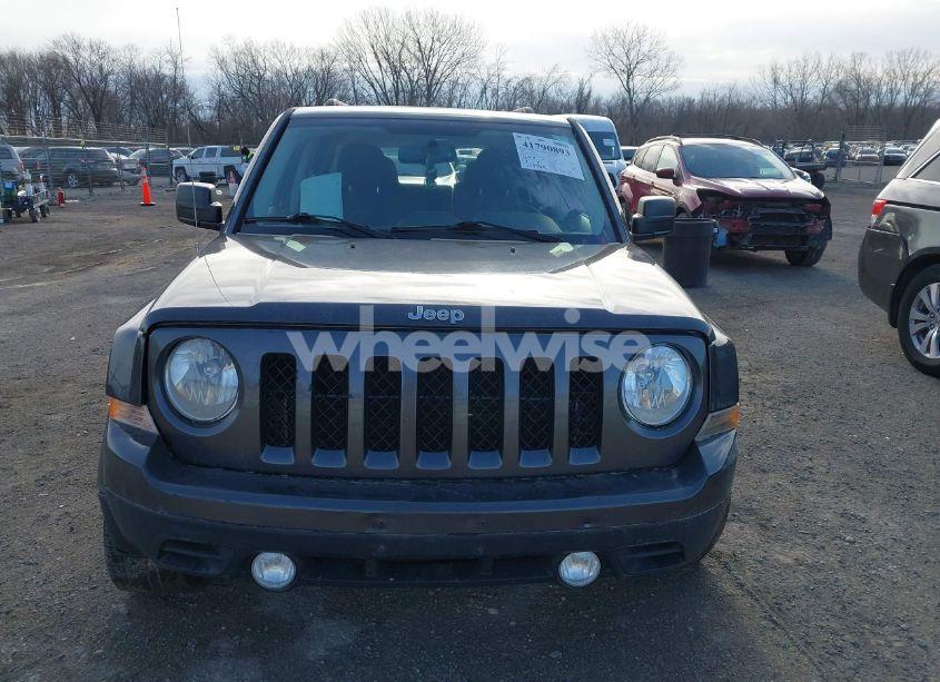 Photo 13 of 2016 Jeep Patriot LATITUDE (VIN 1C4NJPFA5GD543228)
