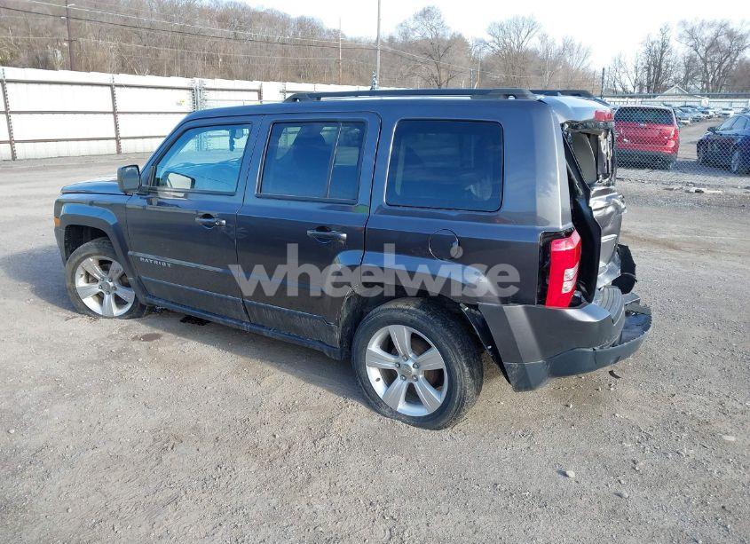Photo 3 of 2016 Jeep Patriot LATITUDE (VIN 1C4NJPFA5GD543228)