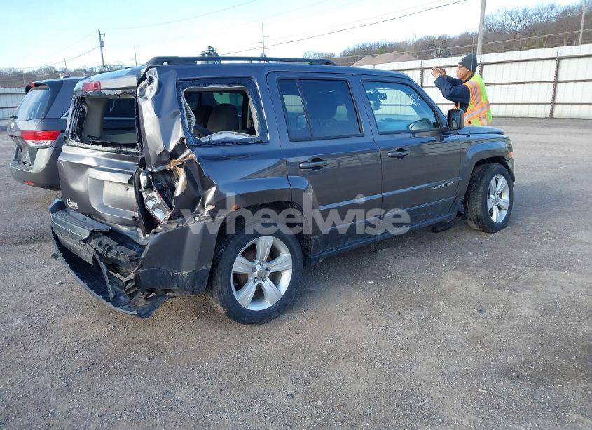 Photo 4 of 2016 Jeep Patriot LATITUDE (VIN 1C4NJPFA5GD543228)