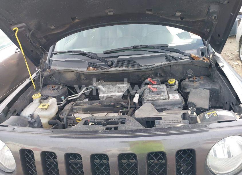 Photo 10 of 2017 Jeep Patriot HIGH ALTITUDE FWD (VIN 1C4NJPFA5HD131909)