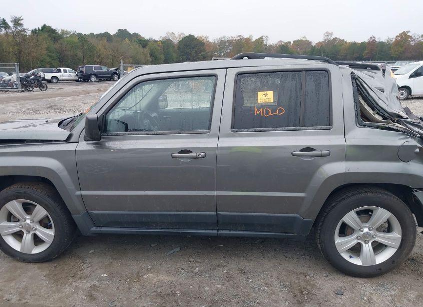 Photo 14 of 2012 Jeep Patriot LATITUDE (VIN 1C4NJPFA7CD623351)