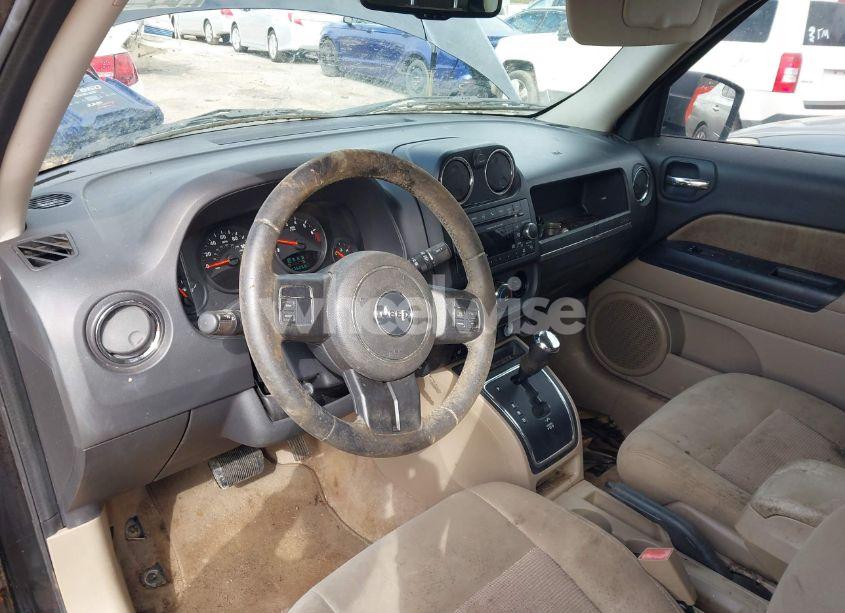 Photo 13 of 2013 Jeep Patriot LATITUDE (VIN 1C4NJPFA7DD213134)