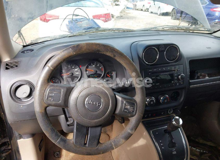 Photo 16 of 2013 Jeep Patriot LATITUDE (VIN 1C4NJPFA7DD213134)