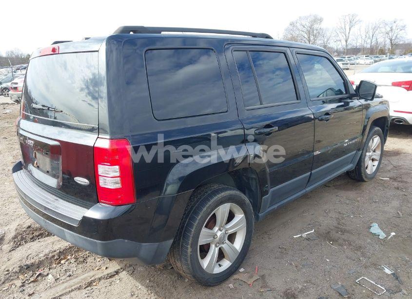 Photo 4 of 2013 Jeep Patriot LATITUDE (VIN 1C4NJPFA7DD213134)