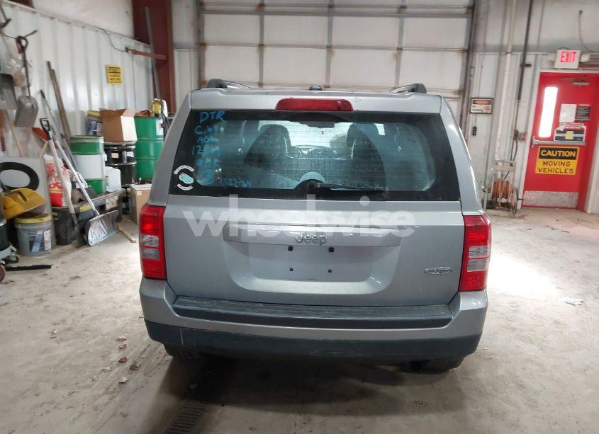 Photo 16 of 2014 Jeep Patriot HIGH ALTITUDE (VIN 1C4NJPFA7ED927816)