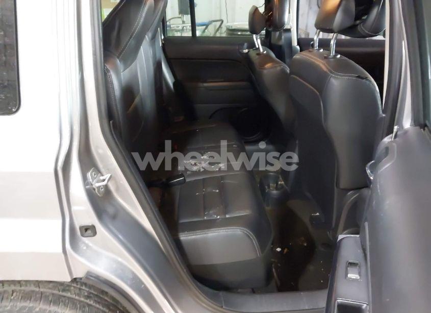 Photo 8 of 2014 Jeep Patriot HIGH ALTITUDE (VIN 1C4NJPFA7ED927816)