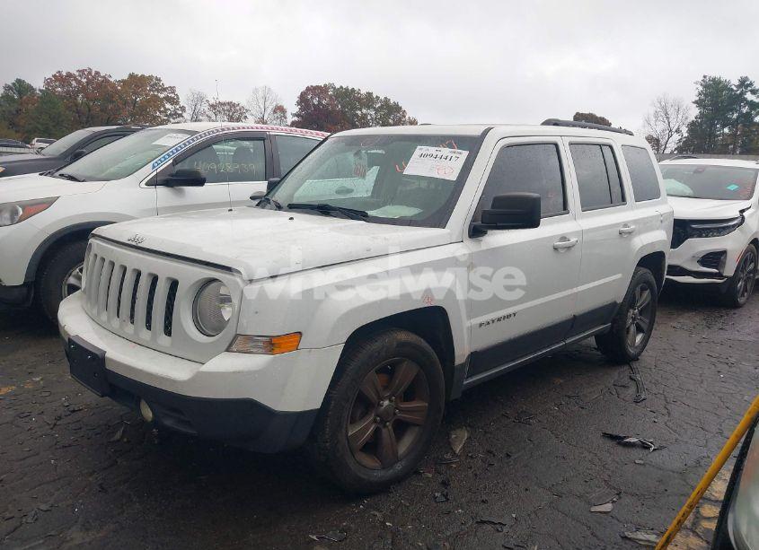 Photo 2 of 2015 Jeep Patriot HIGH ALTITUDE EDITION (VIN 1C4NJPFA7FD246332)