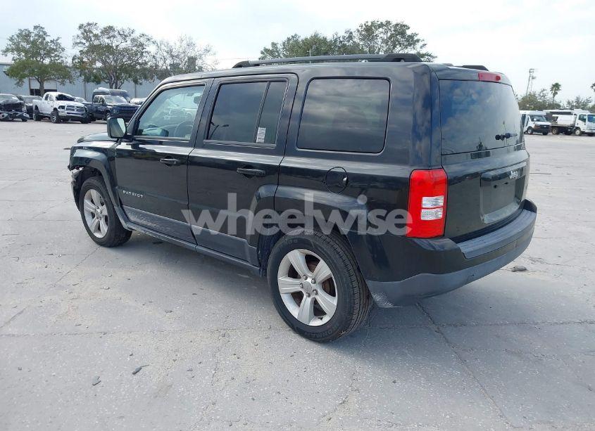 Photo 3 of 2017 Jeep Patriot LATITUDE FWD (VIN 1C4NJPFA7HD152616)