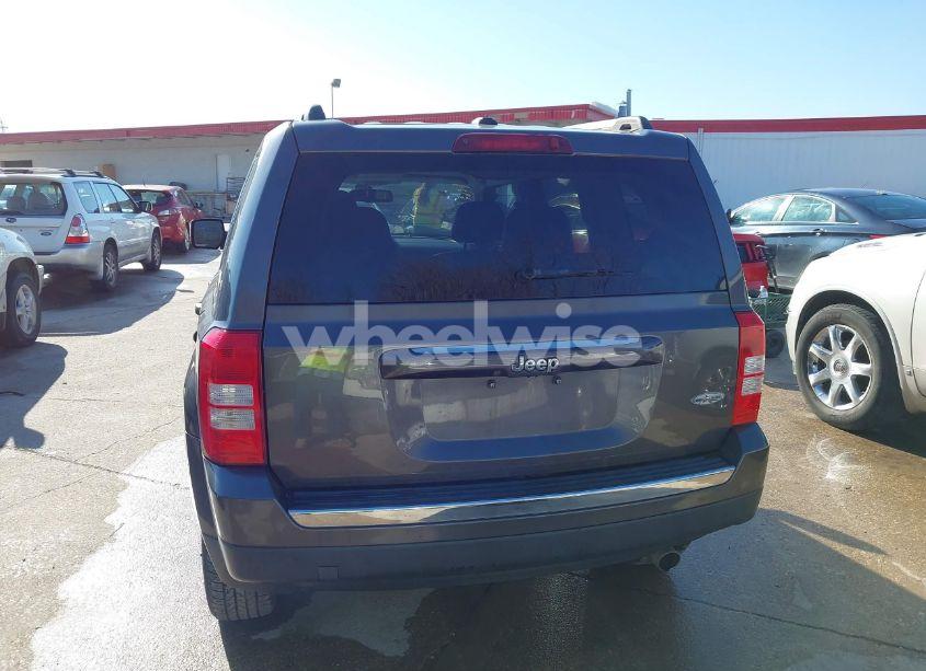 Photo 16 of 2017 Jeep Patriot HIGH ALTITUDE FWD (VIN 1C4NJPFA7HD202611)