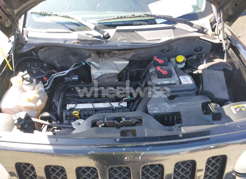 Photo 10 of 2014 Jeep Patriot HIGH ALTITUDE (VIN 1C4NJPFA8ED889299)