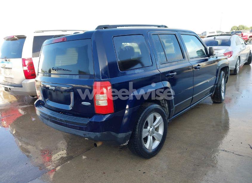 Photo 4 of 2016 Jeep Patriot LATITUDE (VIN 1C4NJPFA8GD615264)