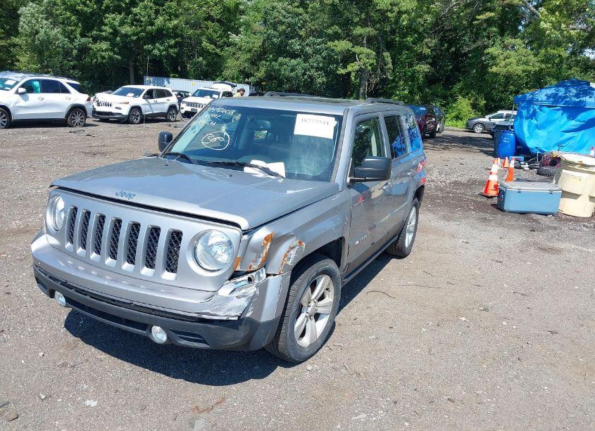 Photo 2 of 2016 Jeep Patriot LATITUDE (VIN 1C4NJPFA8GD711041)