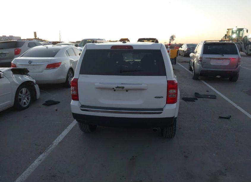 Photo 15 of 2017 Jeep Patriot HIGH ALTITUDE FWD (VIN 1C4NJPFA8HD203377)