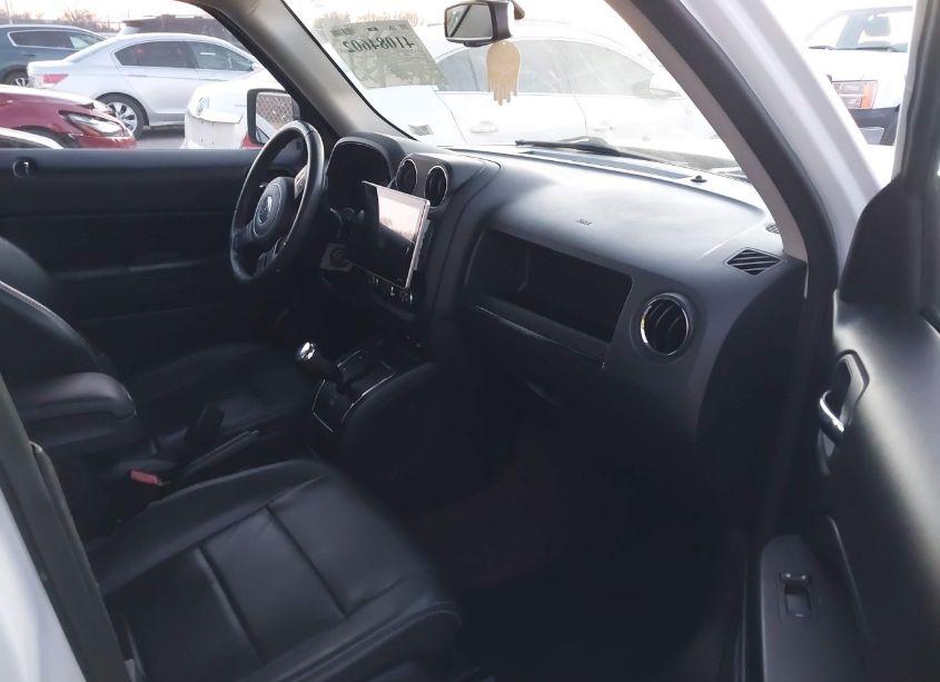 Photo 5 of 2017 Jeep Patriot HIGH ALTITUDE FWD (VIN 1C4NJPFA8HD203377)