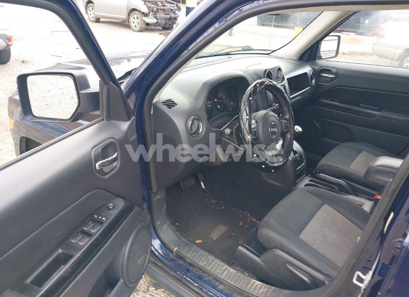 Photo 16 of 2012 Jeep Patriot LATITUDE (VIN 1C4NJPFA9CD590028)