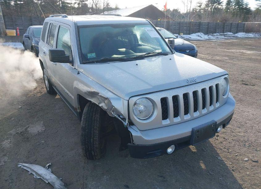 2013 Jeep Patriot LATITUDE (VIN 1C4NJPFA9DD125542) main photo