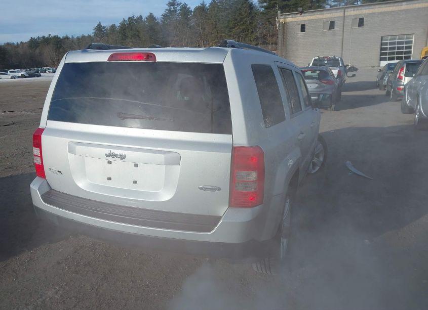 Photo 4 of 2013 Jeep Patriot LATITUDE (VIN 1C4NJPFA9DD125542)