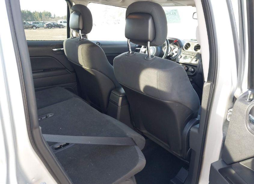 Photo 8 of 2013 Jeep Patriot LATITUDE (VIN 1C4NJPFA9DD125542)