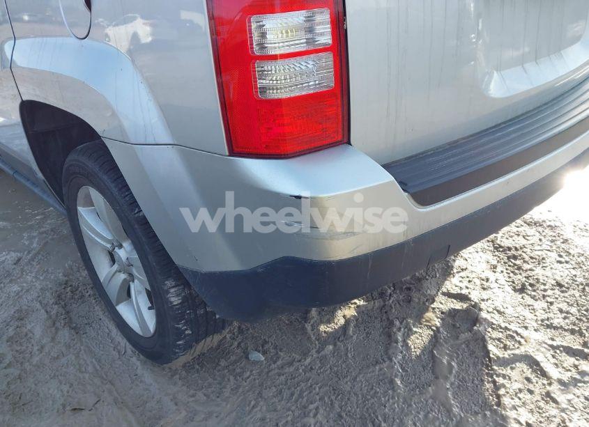 Photo 14 of 2014 Jeep Patriot LATITUDE (VIN 1C4NJPFA9ED513288)