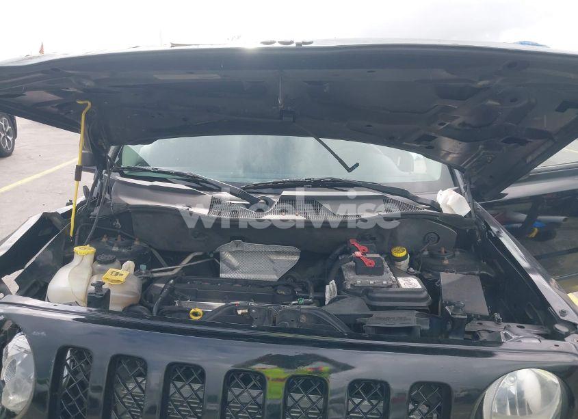 Photo 10 of 2014 Jeep Patriot HIGH ALTITUDE (VIN 1C4NJPFA9ED754140)