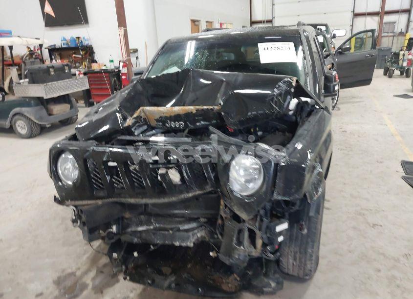 Photo 12 of 2014 Jeep Patriot HIGH ALTITUDE (VIN 1C4NJPFA9ED887903)