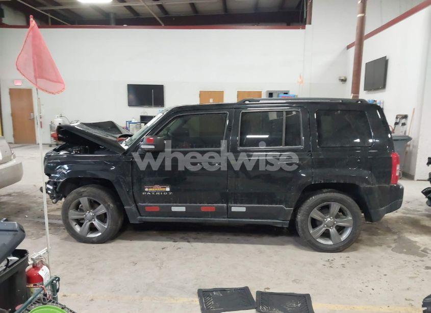 Photo 14 of 2014 Jeep Patriot HIGH ALTITUDE (VIN 1C4NJPFA9ED887903)