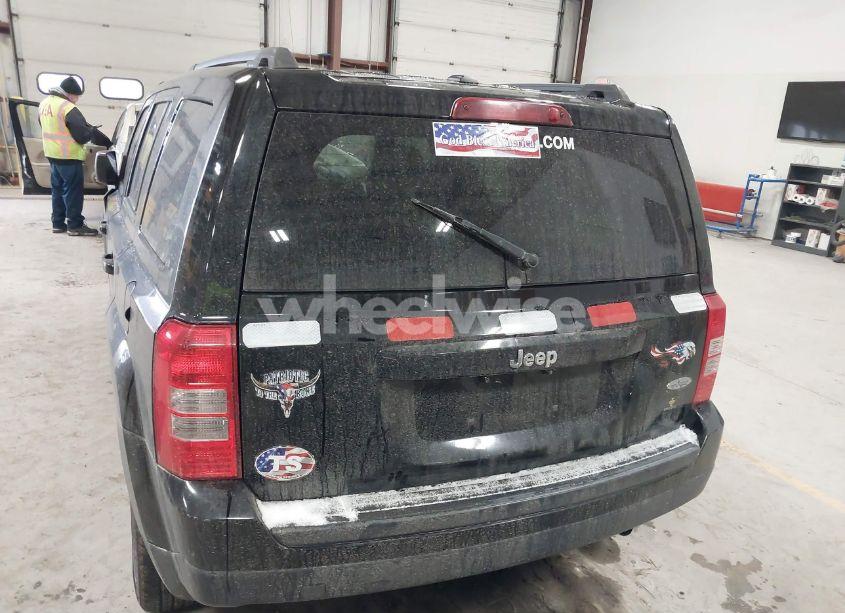 Photo 16 of 2014 Jeep Patriot HIGH ALTITUDE (VIN 1C4NJPFA9ED887903)