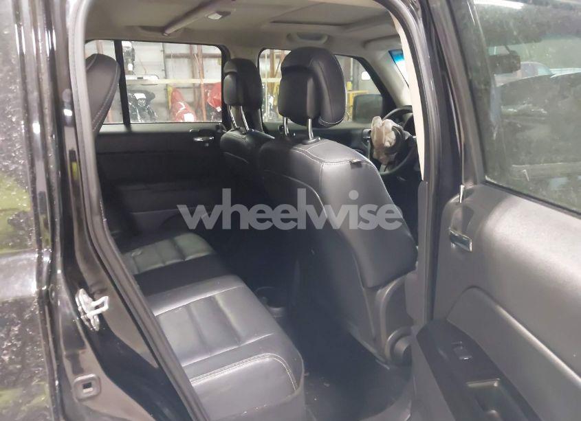 Photo 8 of 2014 Jeep Patriot HIGH ALTITUDE (VIN 1C4NJPFA9ED887903)