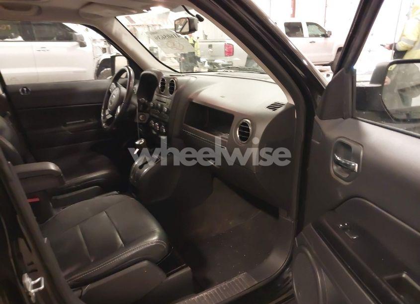 Photo 5 of 2015 Jeep Patriot HIGH ALTITUDE EDITION (VIN 1C4NJPFA9FD429926)