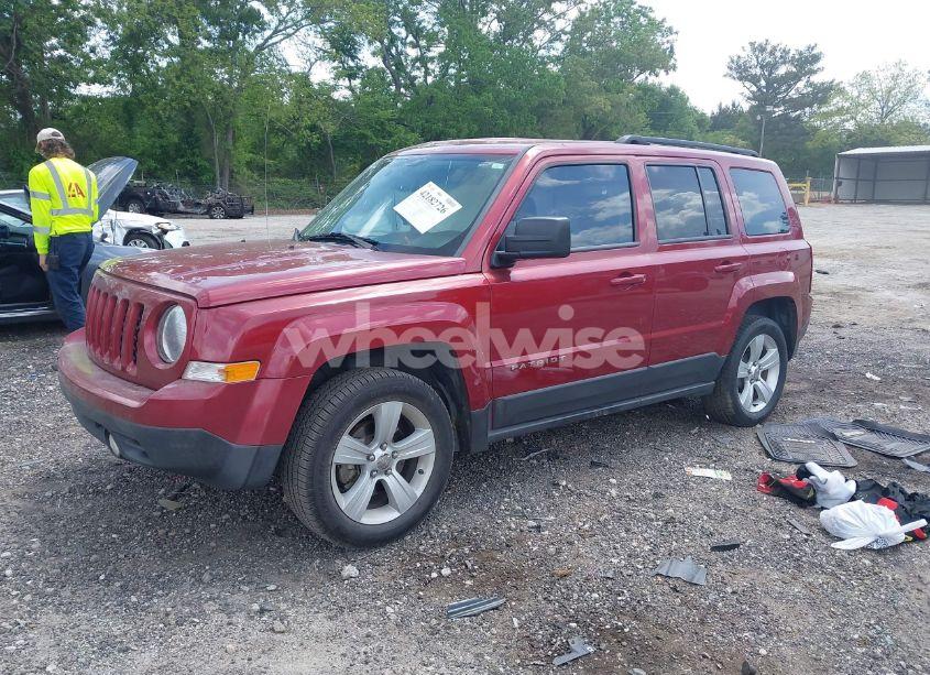 Photo 2 of 2016 Jeep Patriot LATITUDE (VIN 1C4NJPFA9GD666952)