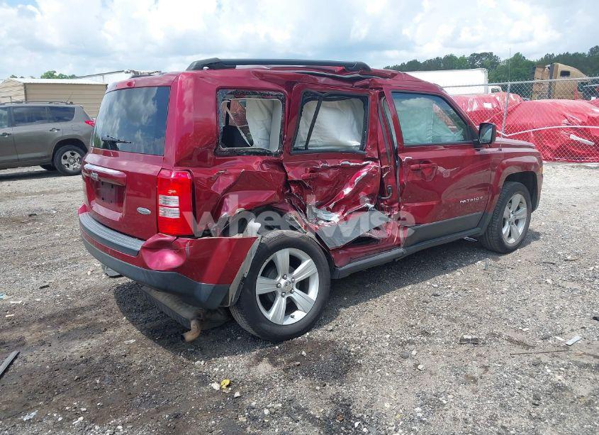 Photo 4 of 2016 Jeep Patriot LATITUDE (VIN 1C4NJPFA9GD666952)