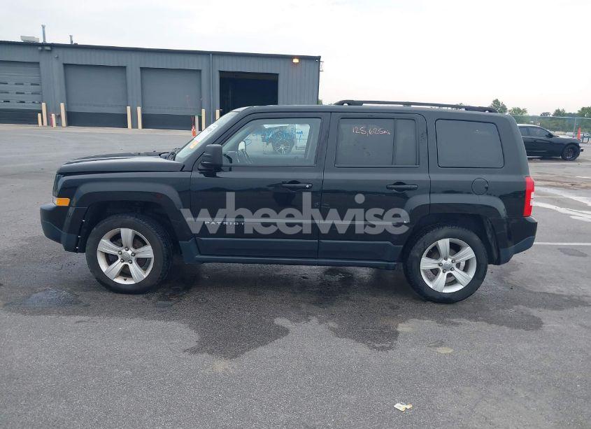 Photo 15 of 2016 Jeep Patriot LATITUDE (VIN 1C4NJPFA9GD794589)
