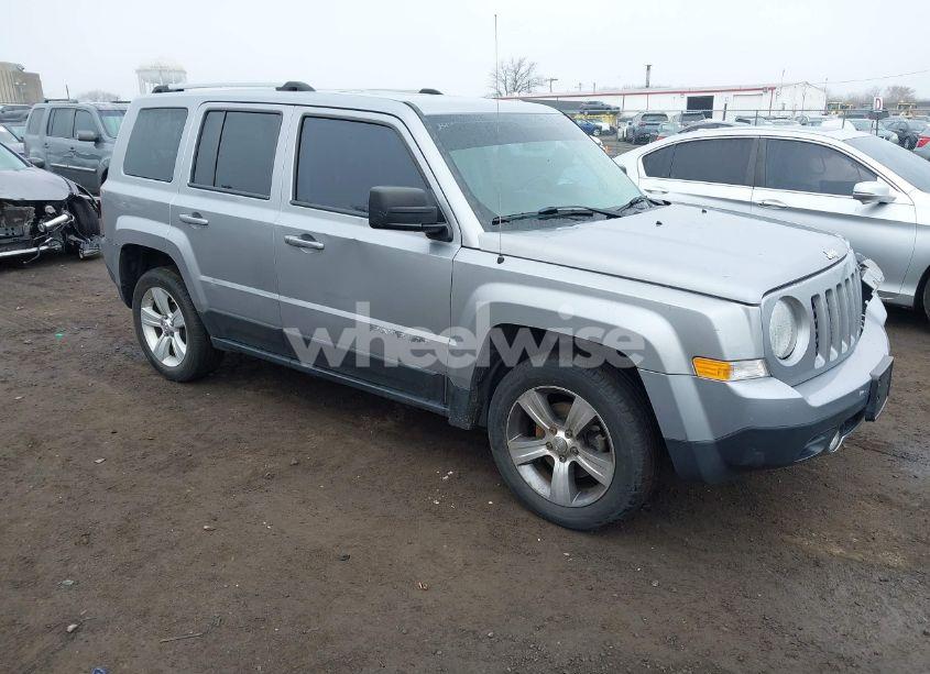 2017 Jeep Patriot HIGH ALTITUDE FWD (VIN 1C4NJPFA9HD118354) main photo