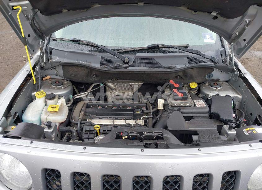 Photo 10 of 2017 Jeep Patriot HIGH ALTITUDE FWD (VIN 1C4NJPFA9HD118354)