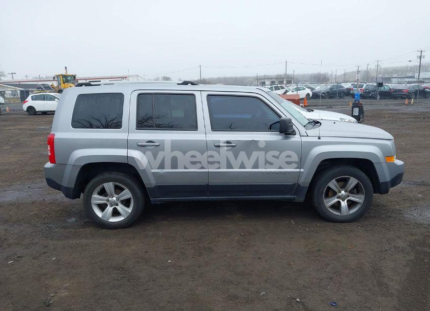 Photo 13 of 2017 Jeep Patriot HIGH ALTITUDE FWD (VIN 1C4NJPFA9HD118354)