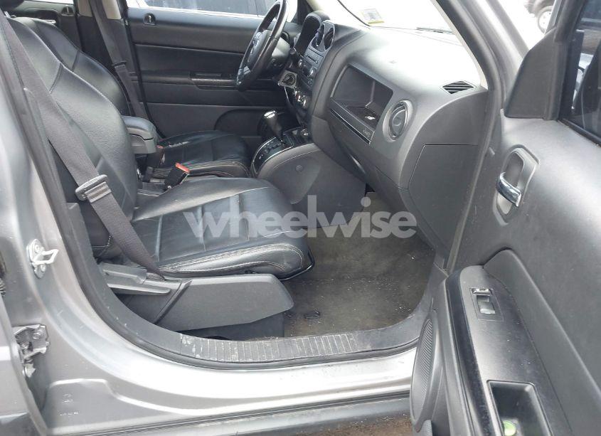 Photo 5 of 2017 Jeep Patriot HIGH ALTITUDE FWD (VIN 1C4NJPFA9HD118354)