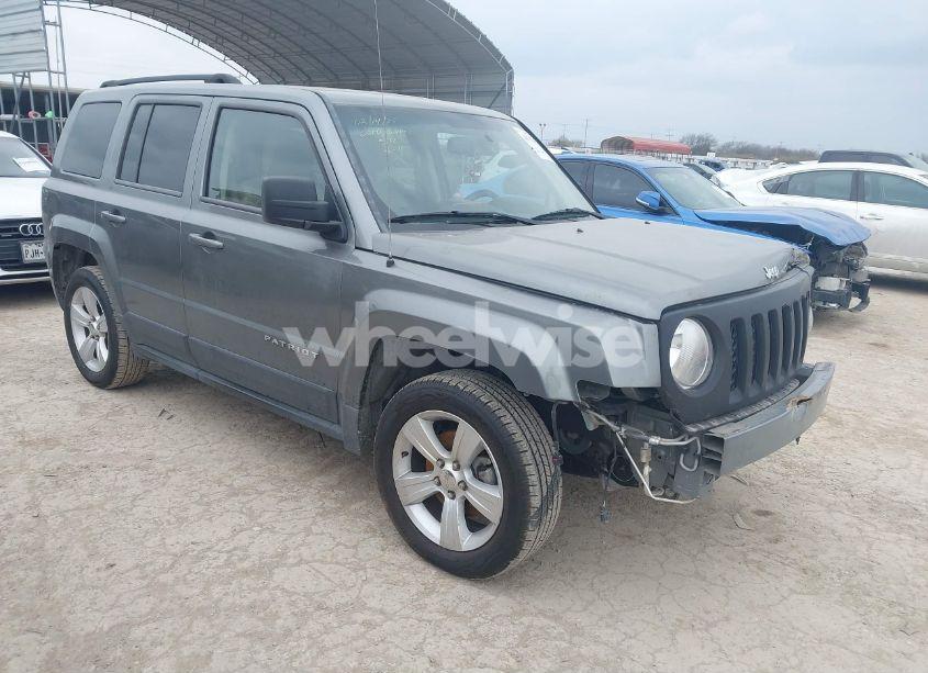 2014 Jeep Patriot LATITUDE (VIN 1C4NJPFAXED507693) main photo