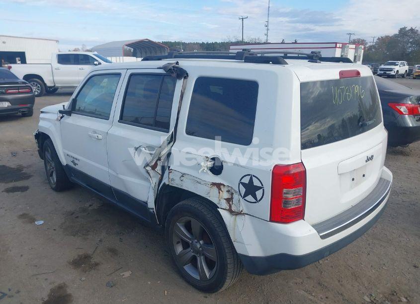 Photo 3 of 2014 Jeep Patriot LATITUDE (VIN 1C4NJPFAXED659828)