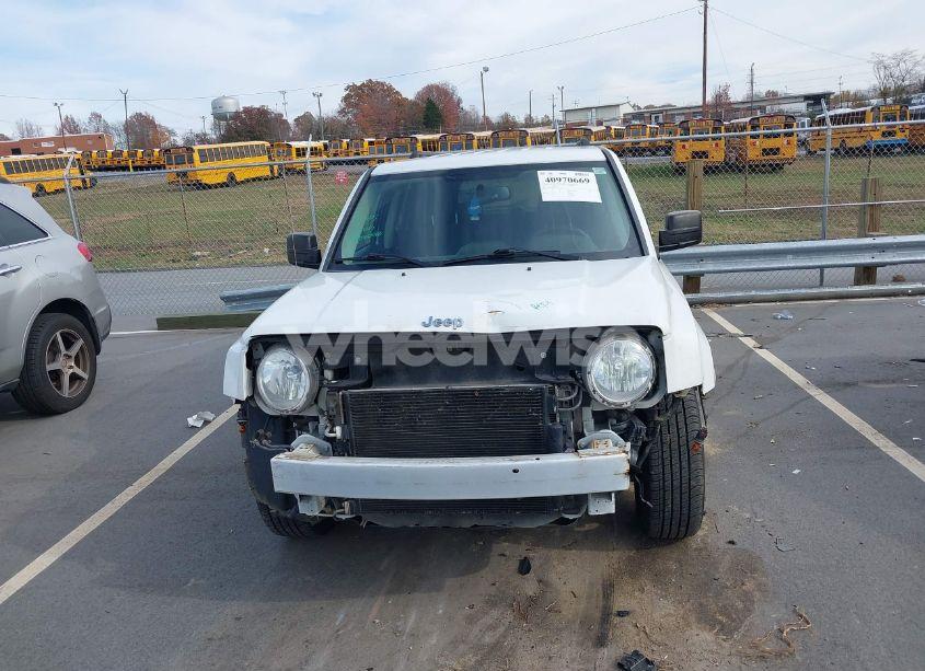 Photo 12 of 2016 Jeep Patriot LATITUDE (VIN 1C4NJPFAXGD715706)