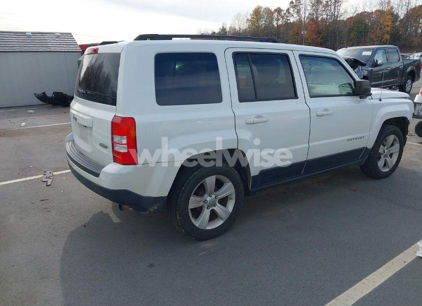 Photo 4 of 2016 Jeep Patriot LATITUDE (VIN 1C4NJPFAXGD715706)