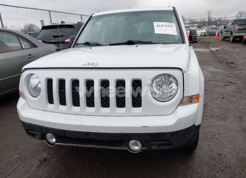 Photo 13 of 2016 Jeep Patriot HIGH ALTITUDE EDITION (VIN 1C4NJPFAXGD749306)
