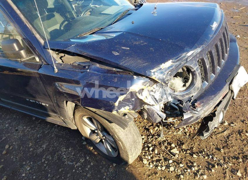 Photo 6 of 2016 Jeep Patriot LATITUDE (VIN 1C4NJPFAXGD766025)