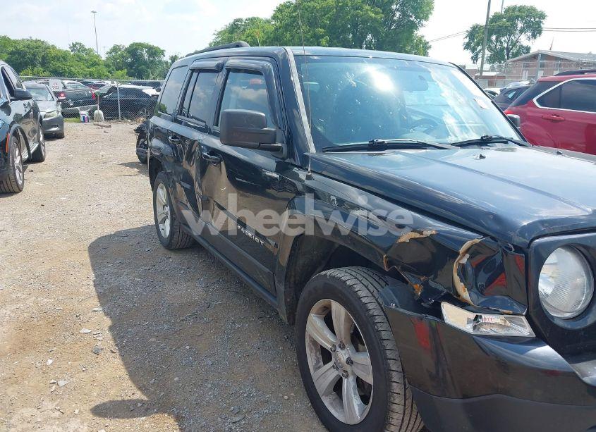 Photo 6 of 2014 Jeep Patriot LATITUDE (VIN 1C4NJPFB0ED666201)