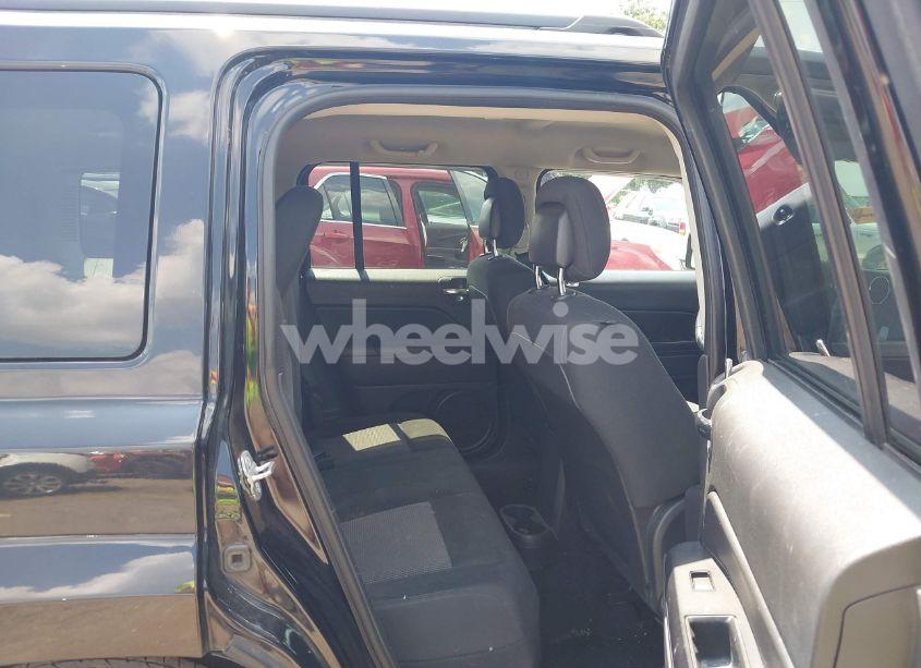 Photo 8 of 2014 Jeep Patriot LATITUDE (VIN 1C4NJPFB0ED666201)