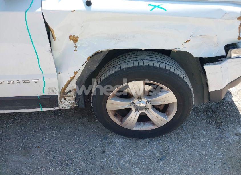 Photo 6 of 2014 Jeep Patriot LATITUDE (VIN 1C4NJPFB0ED920179)