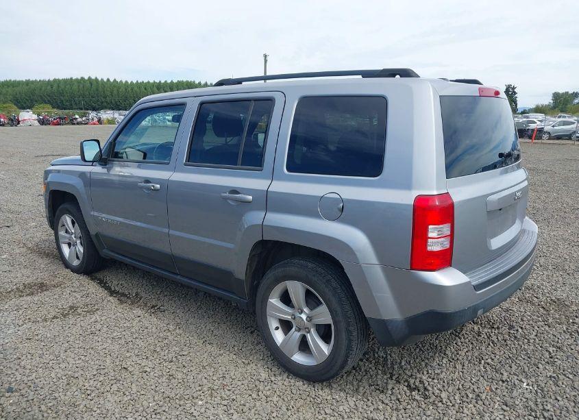 Photo 3 of 2015 Jeep Patriot LATITUDE (VIN 1C4NJPFB0FD297700)