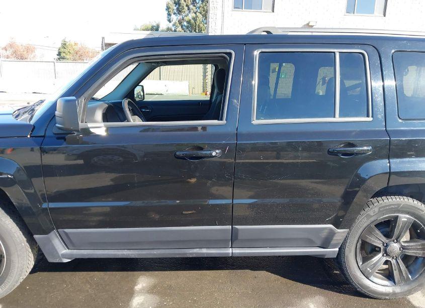 Photo 14 of 2016 Jeep Patriot LATITUDE (VIN 1C4NJPFB0GD576954)